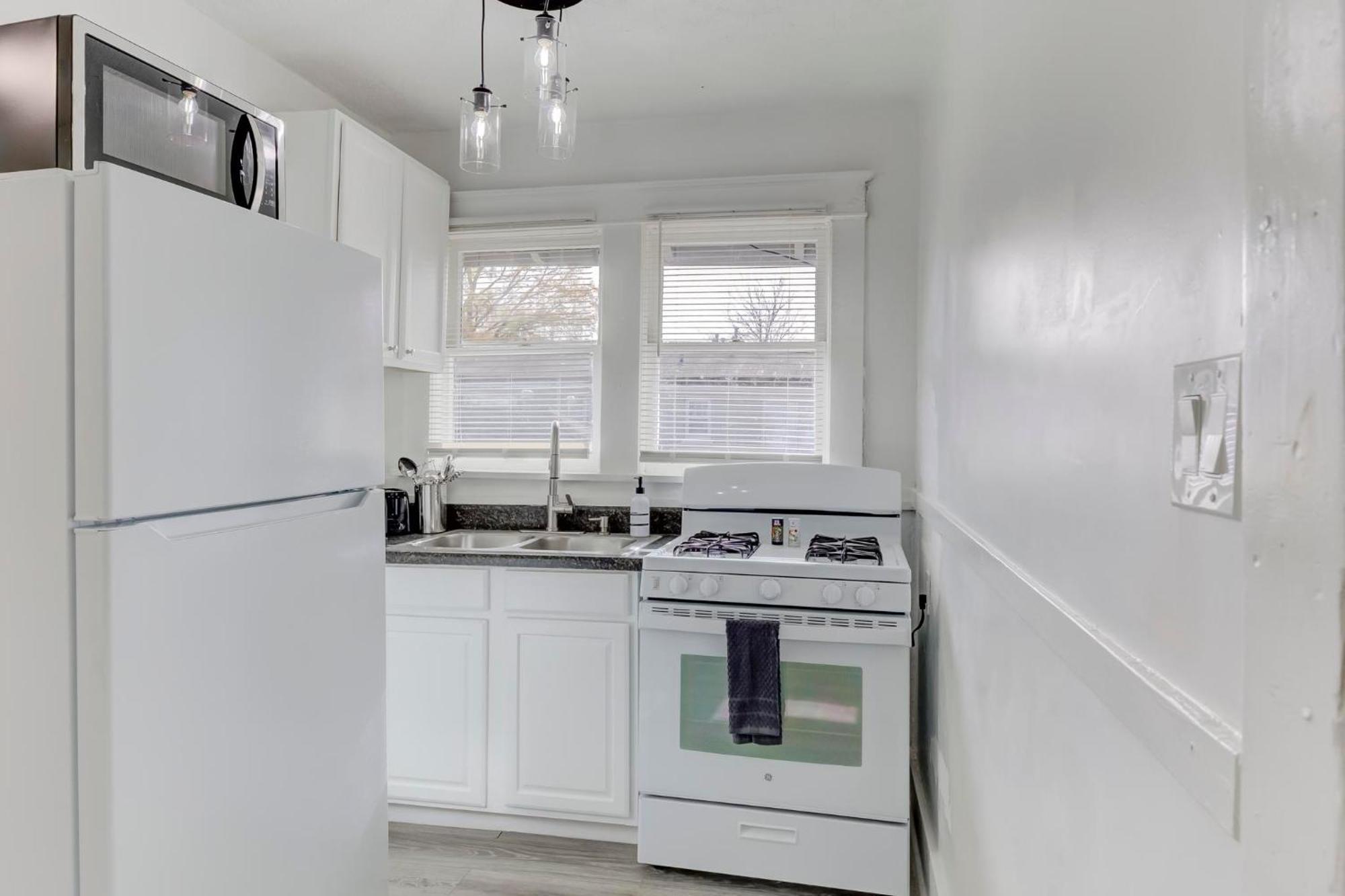 Charming Cooper-Young Flat In The Heart Of Мемфіс Екстер'єр фото