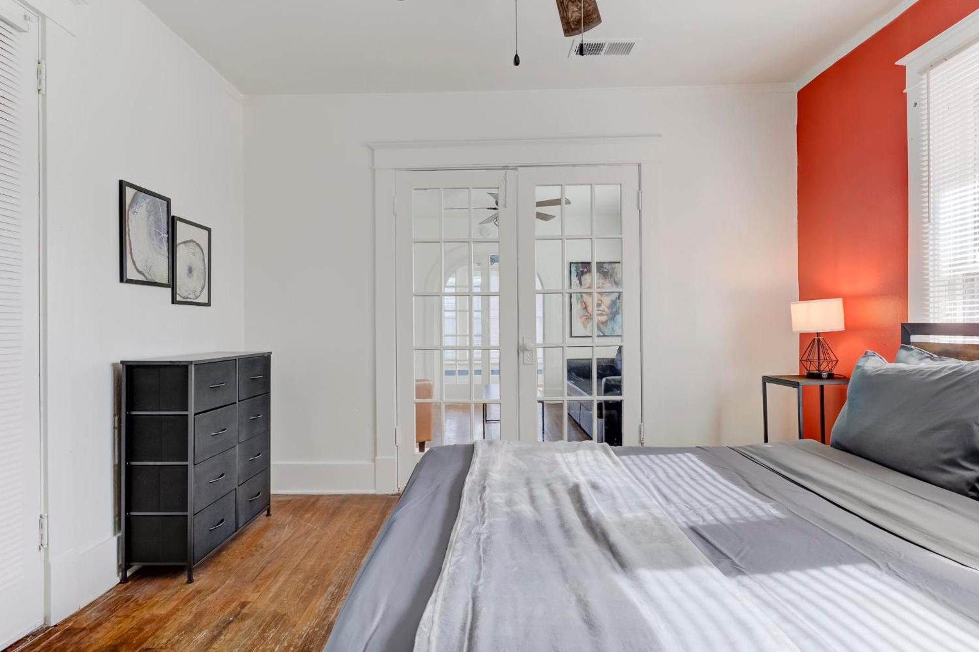 Charming Cooper-Young Flat In The Heart Of Мемфіс Екстер'єр фото
