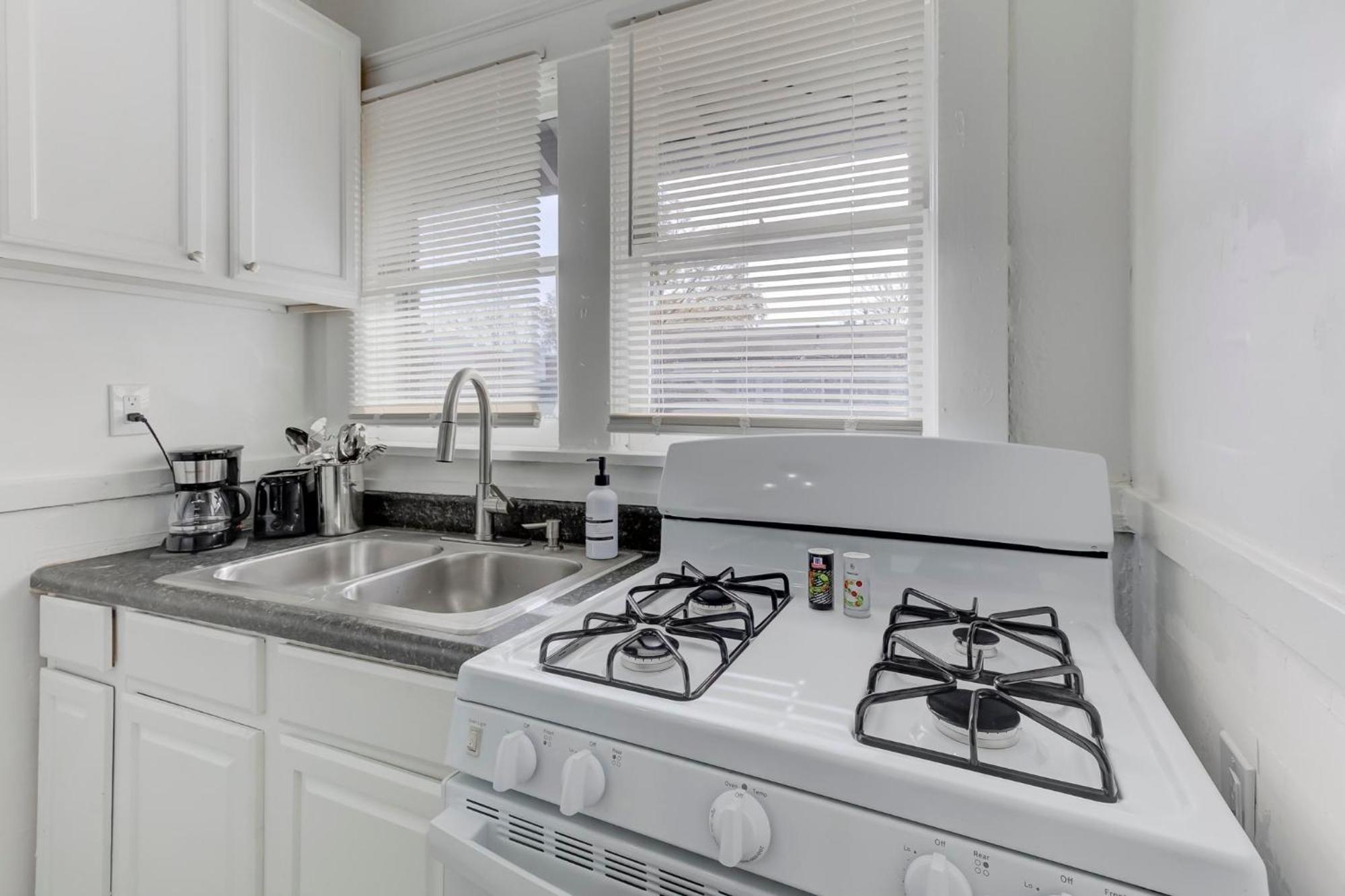 Charming Cooper-Young Flat In The Heart Of Мемфіс Екстер'єр фото